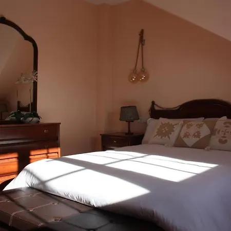 Siete Playas Surf House * Valdoviño