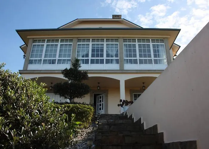 Siete Playas Surf House Valdoviño